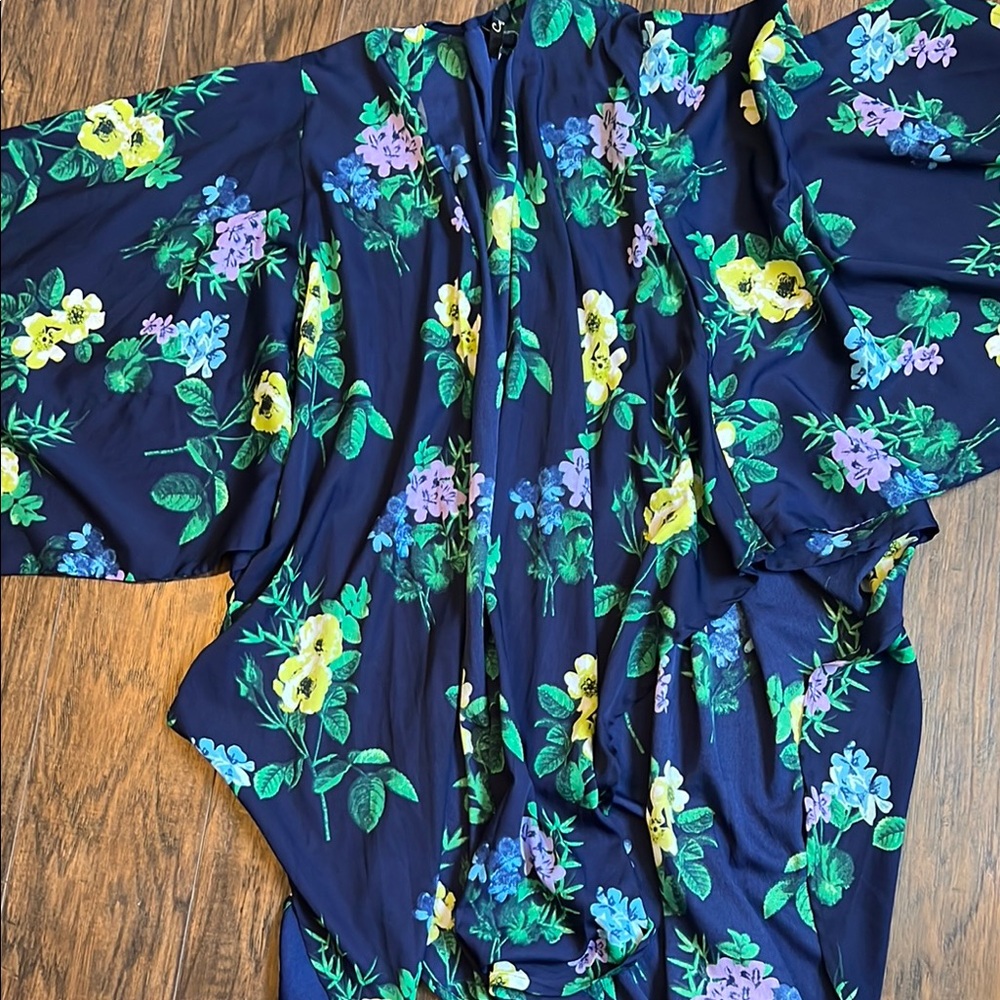 Cejon Floral Kimono in Blue and Yellow